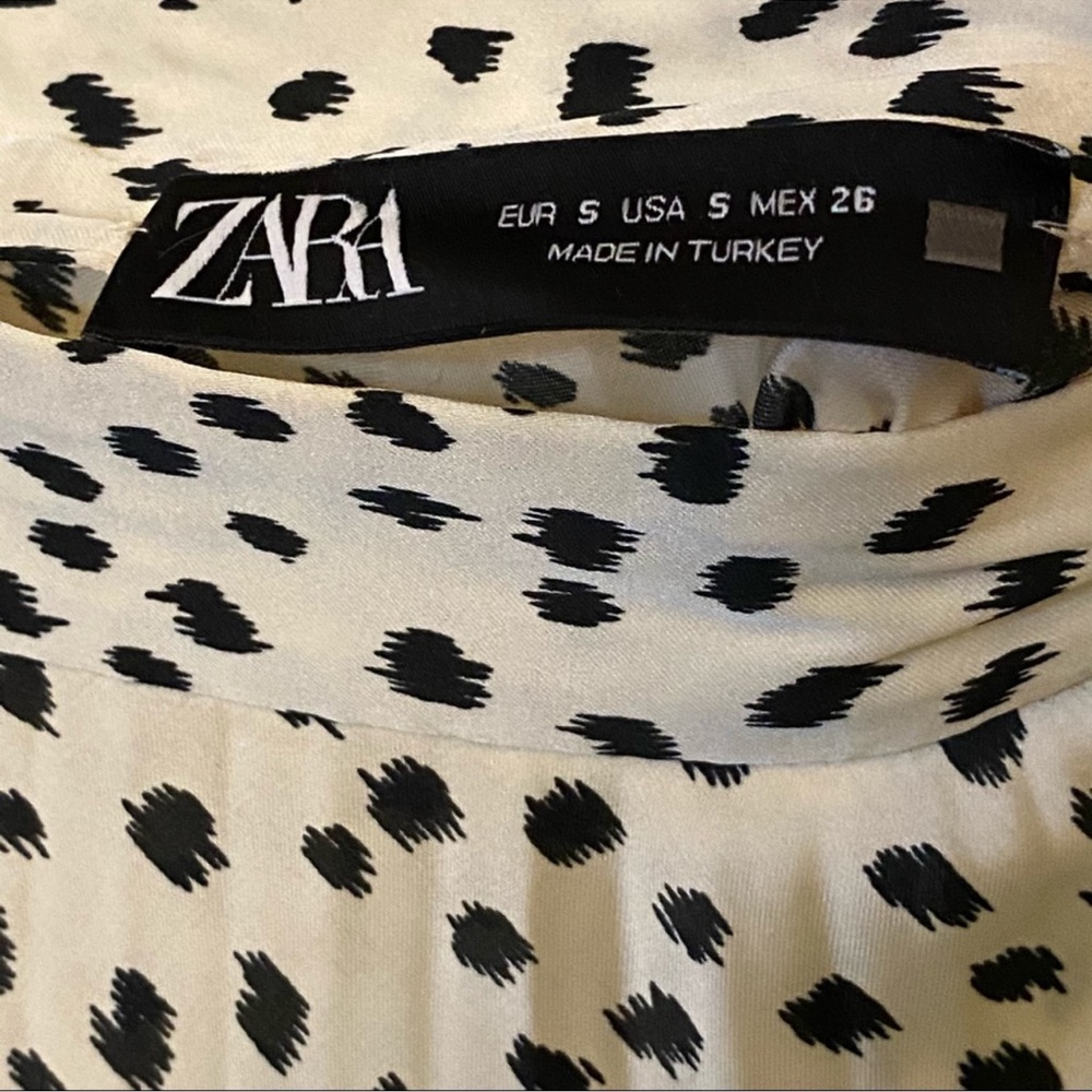 Zara Black and Cream Midi Skirt - Picture 3 of 6